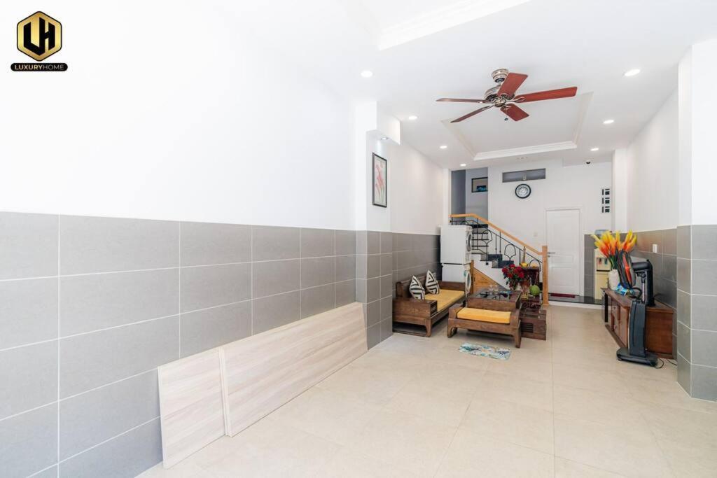 Luxury Sai Gon 2 Apartment *