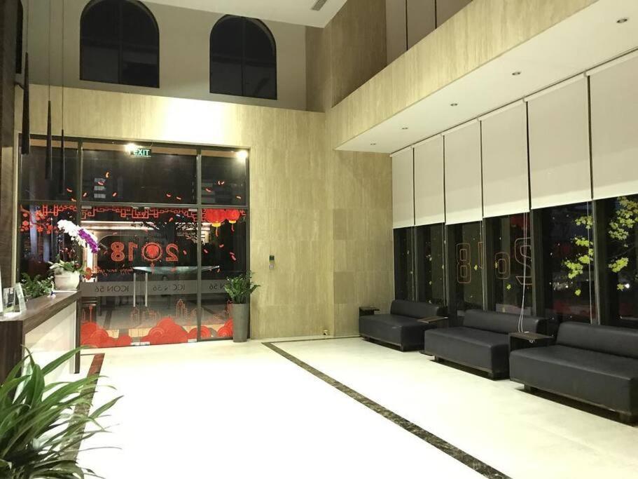 Icon56 Building - 1br Center - Hana 248 Apartment *