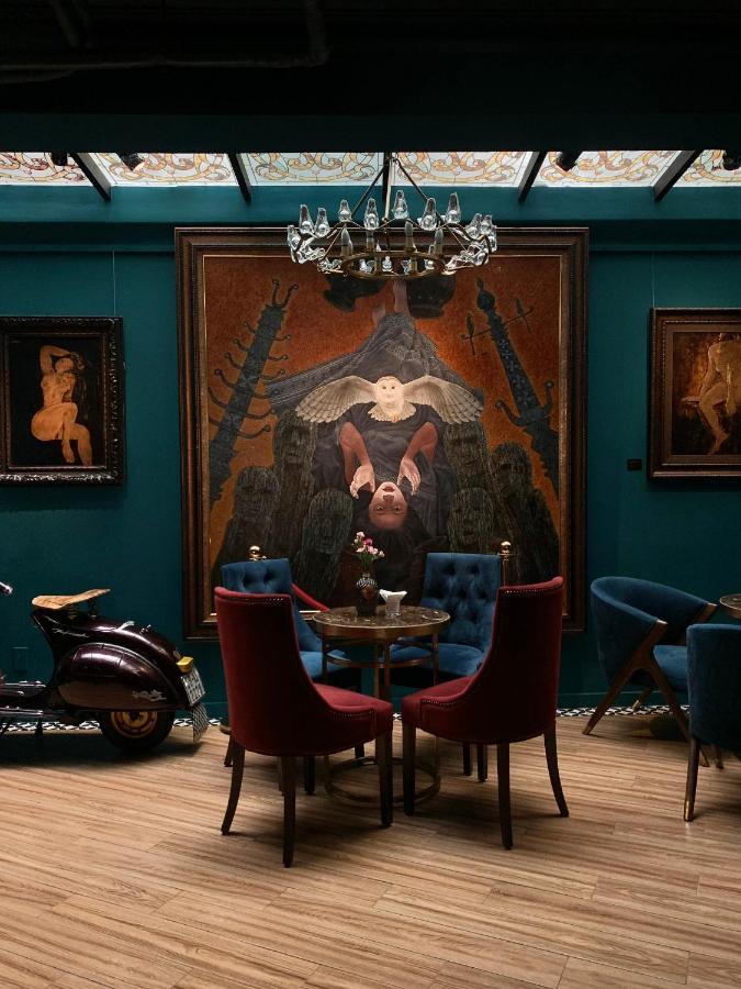 By Flatto Hotel *