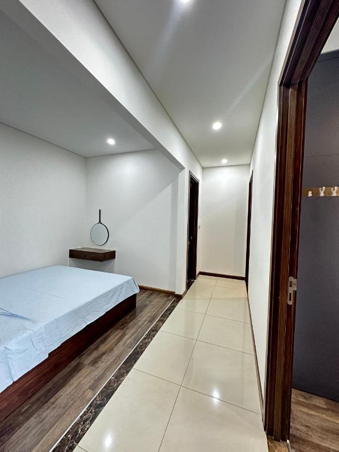 Qhome Dlux 2pn Ho Chi Minh City