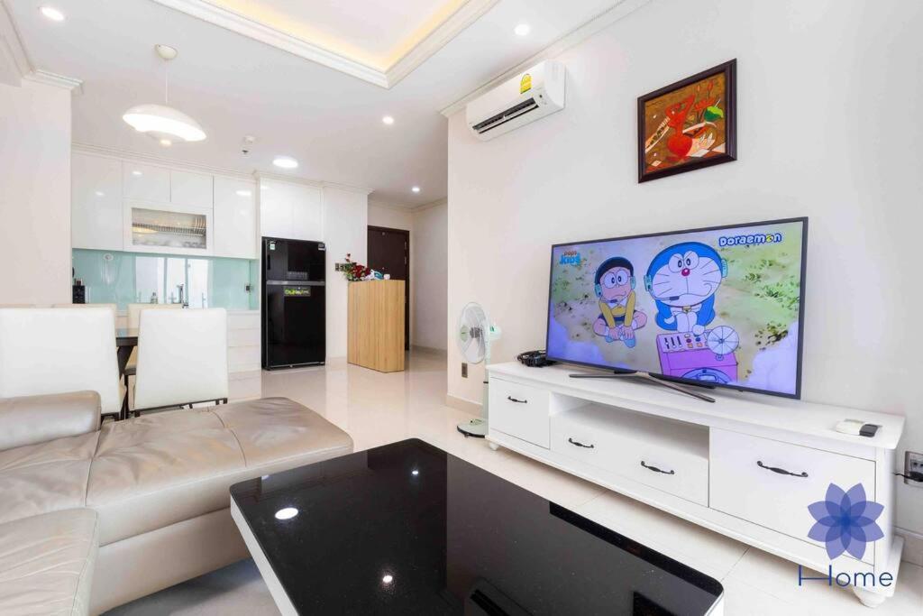 Apartment For Rent Near Airport. W/free Gym & Pool Ho Chi Minh City
