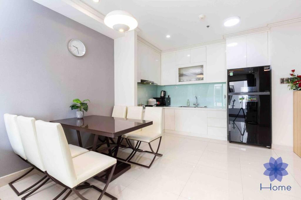 For Rent Near Airport. W/free Gym & Pool Apartment *