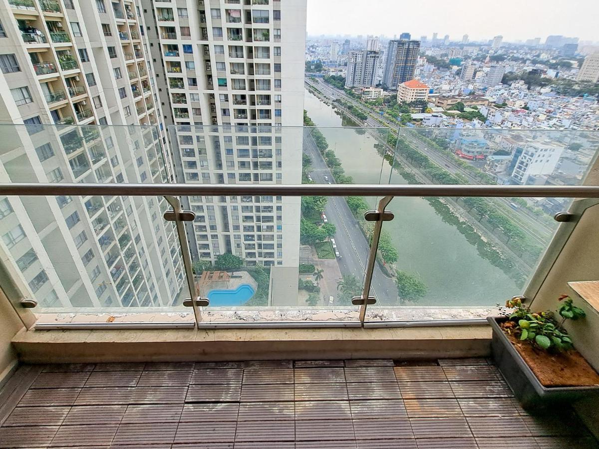 Gold View Saigon Riverside Apartment