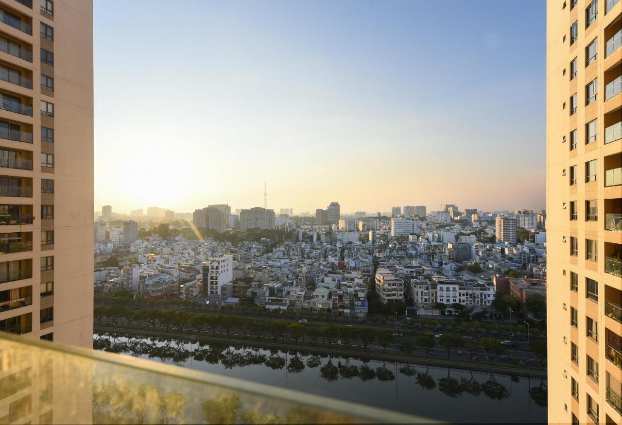 Apartment Gold View Saigon Riverside