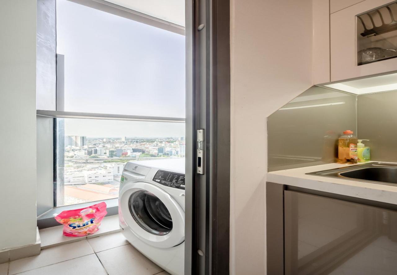 Apartment Royal Landmark 81 *