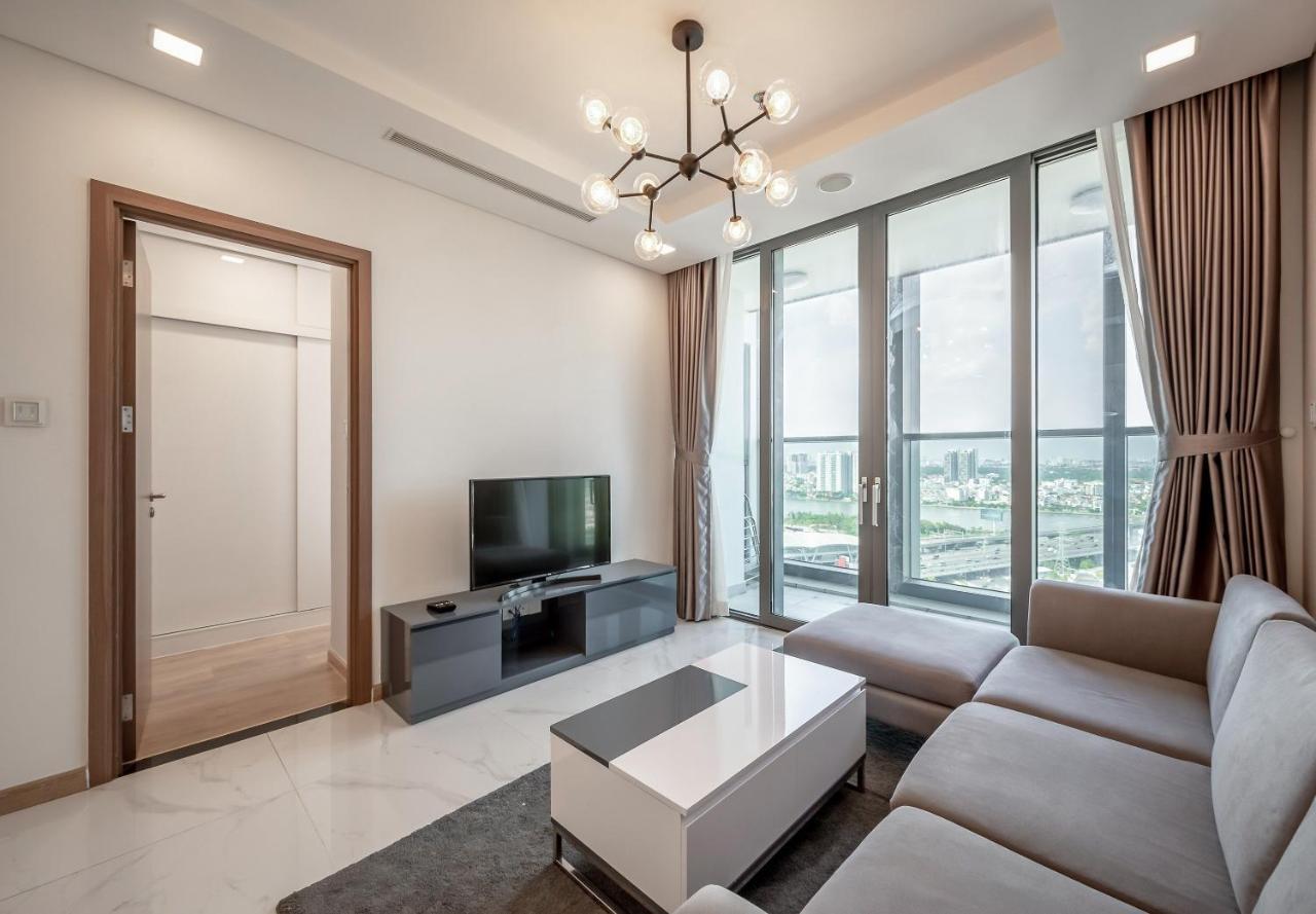 Apartment Royal Landmark 81 Ho Chi Minh City