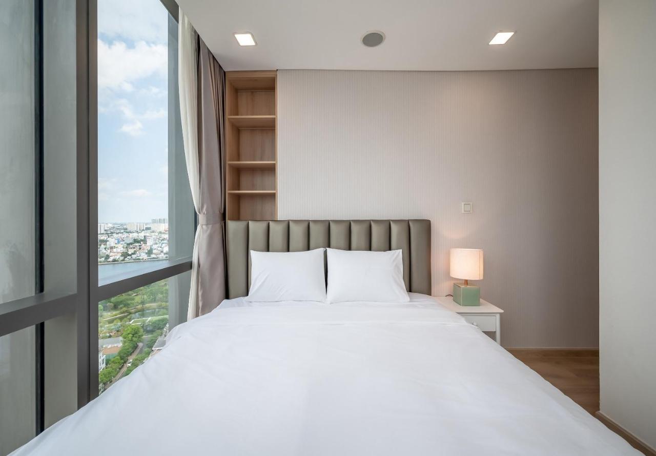 Royal Landmark 81