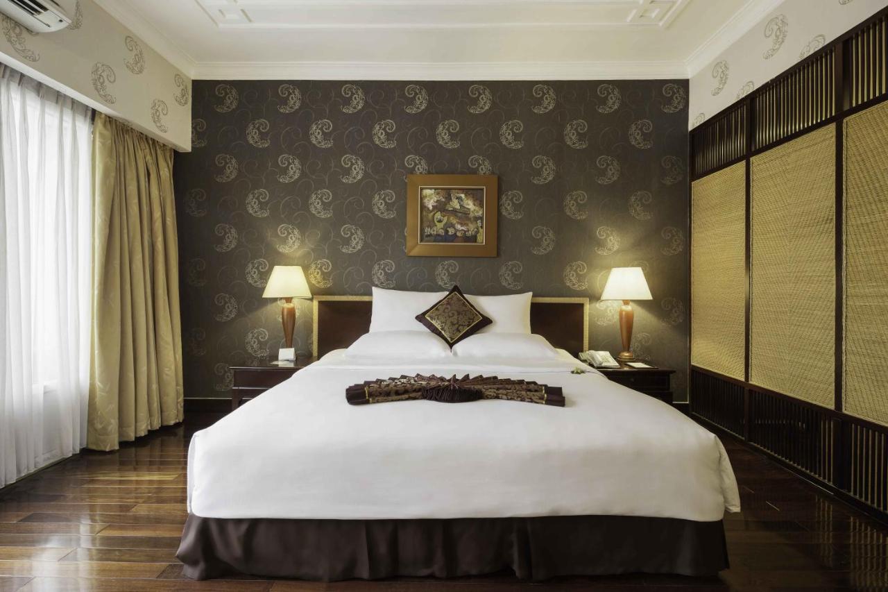 Rex Hotel