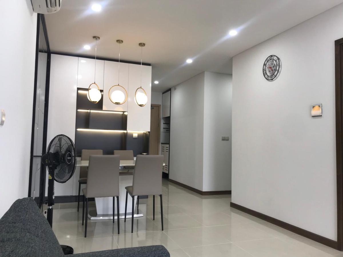 Qhome Dlux 2pn Ho Chi Minh City