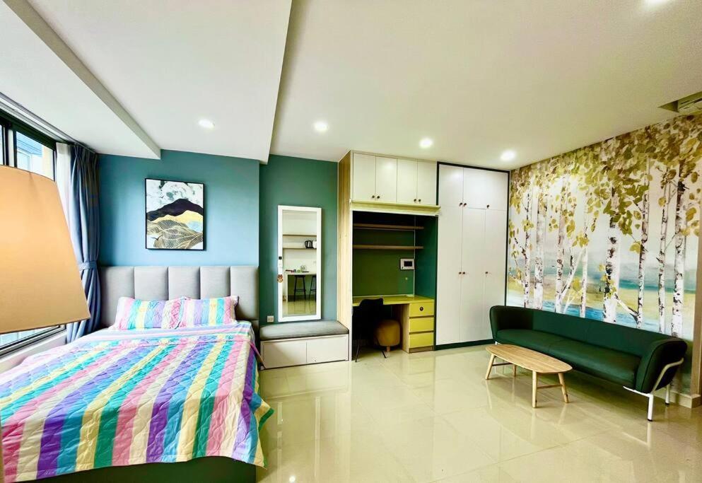 Apartment Botanica Premire -near Airport 5 Minutes -luxury *