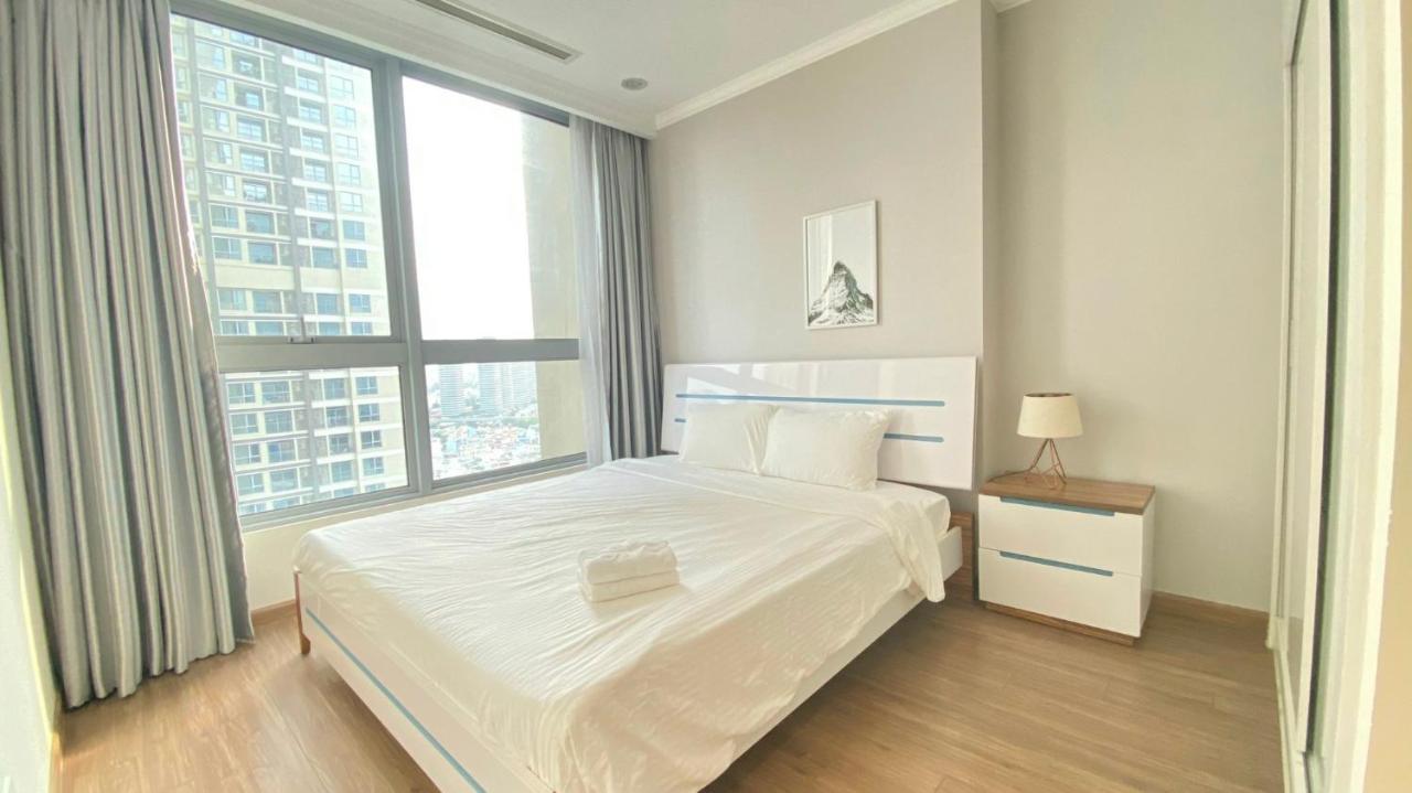 Apartment King House - Vinhomes Park Ho Chi Minh City