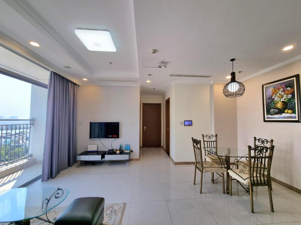 Apartment King House - Vinhomes Park Ho Chi Minh City