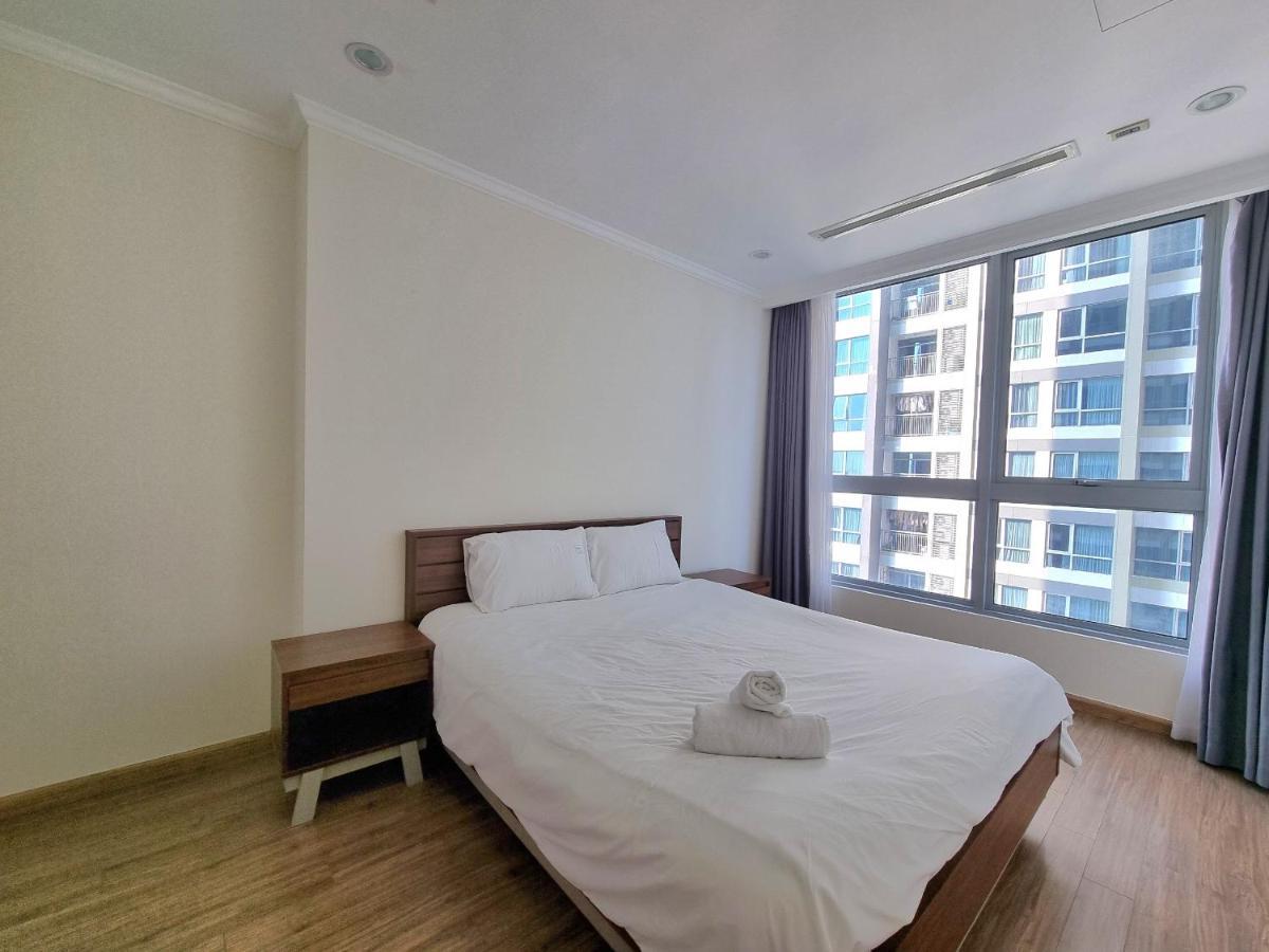 King House - Vinhomes Park Apartment *
