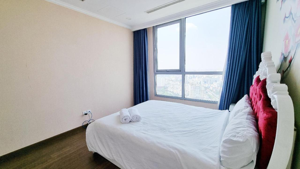 King House - Vinhomes Park Apartment *