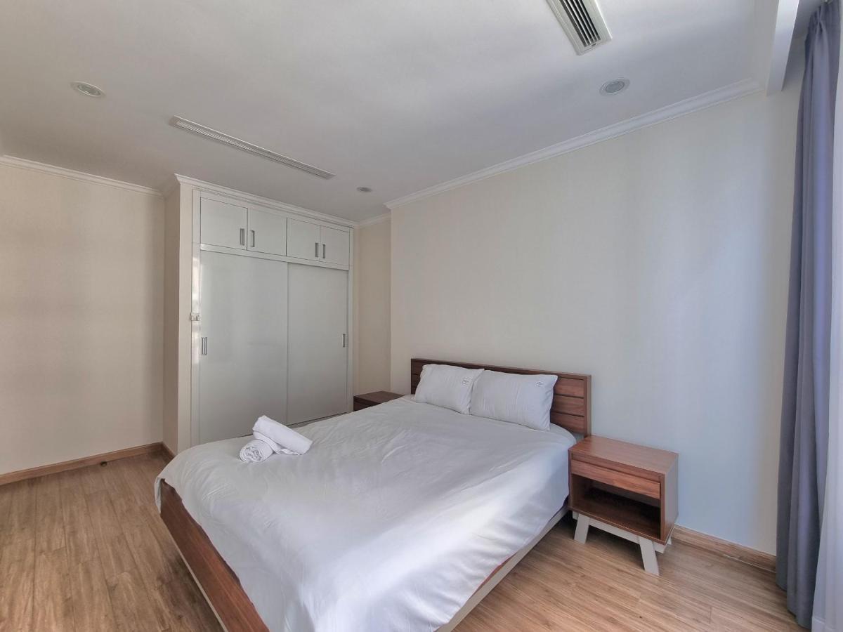 Apartment King House - Vinhomes Park *