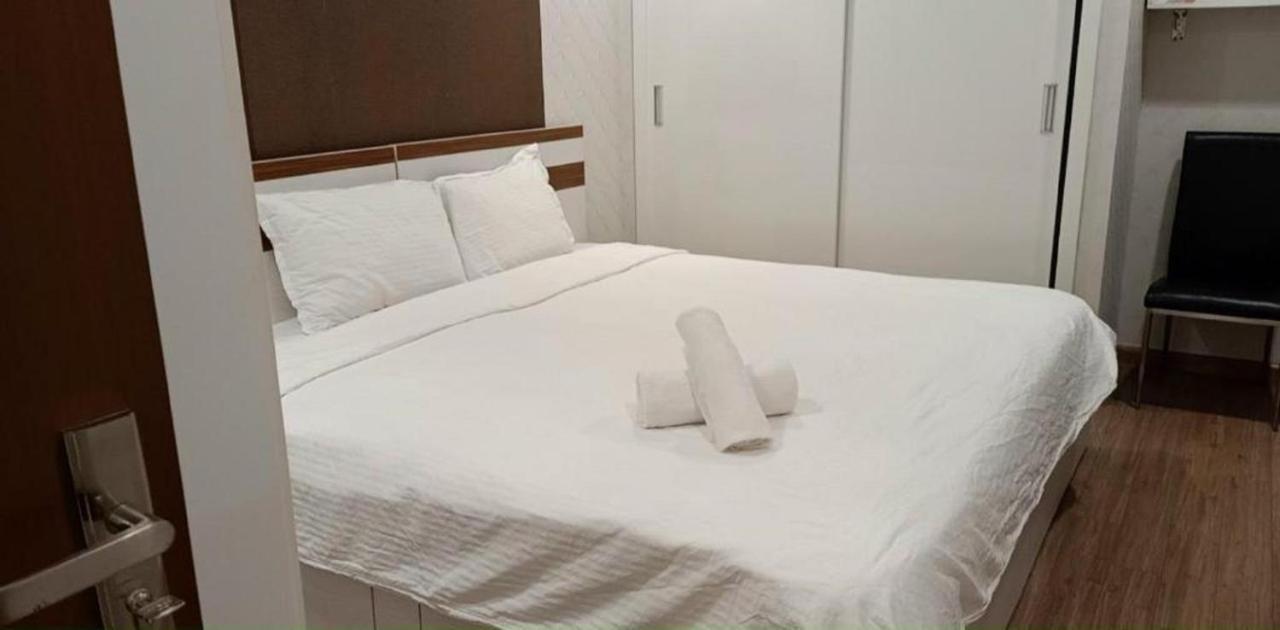 King House - Vinhomes Park Apartment *