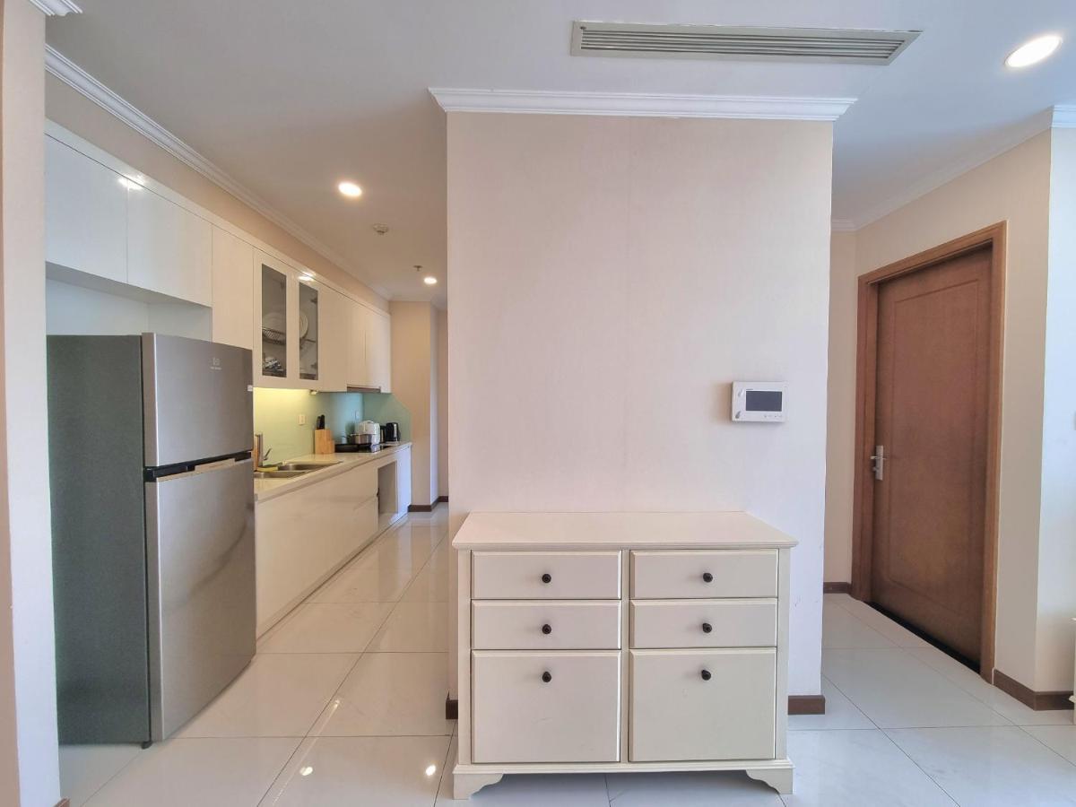 Queen House - Vinhomes Park Apartment Ho Chi Minh City
