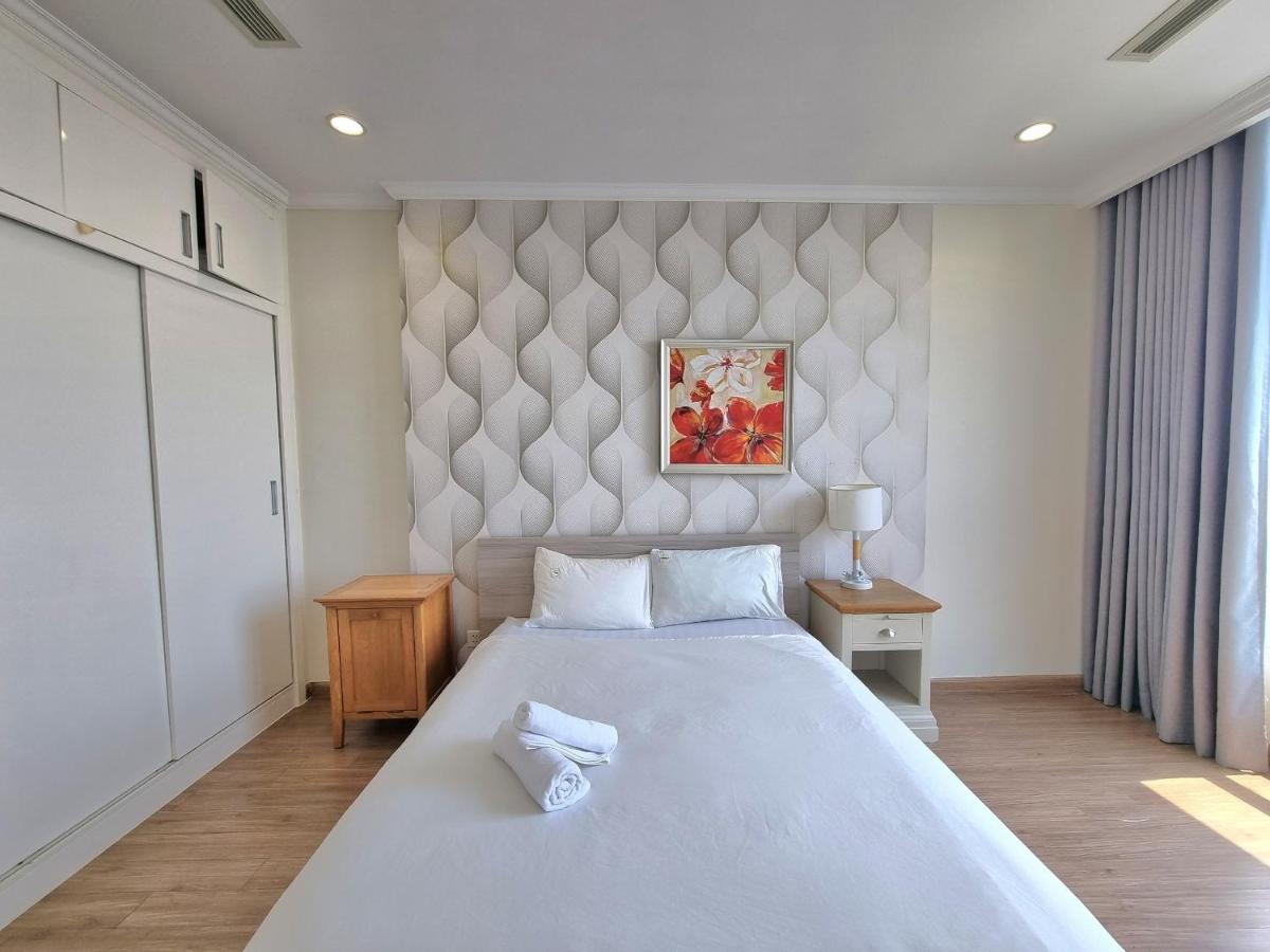 Queen House - Vinhomes Park * Ho Chi Minh City