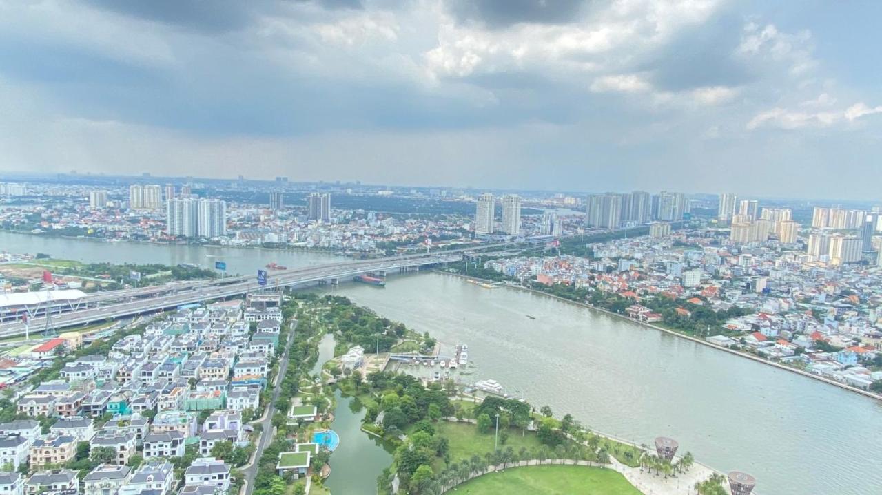 Queen House - Vinhomes Park Apartment Ho Chi Minh City