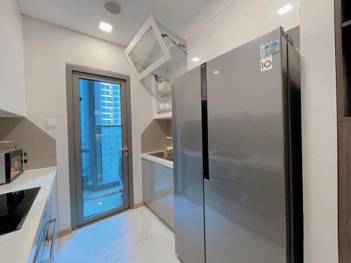 Queen House - Vinhomes Park Apartment Ho Chi Minh City