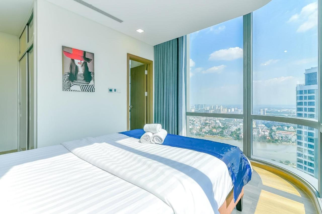 Skyline Tower Landmark 81 * Ho Chi Minh City