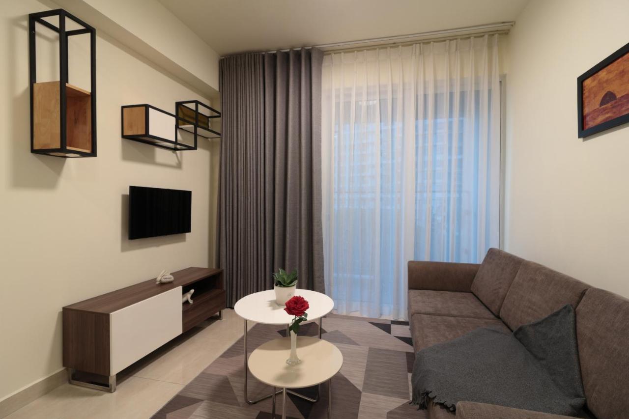 Deluxe With Balcony, Pool, Fitness And Yoga *
