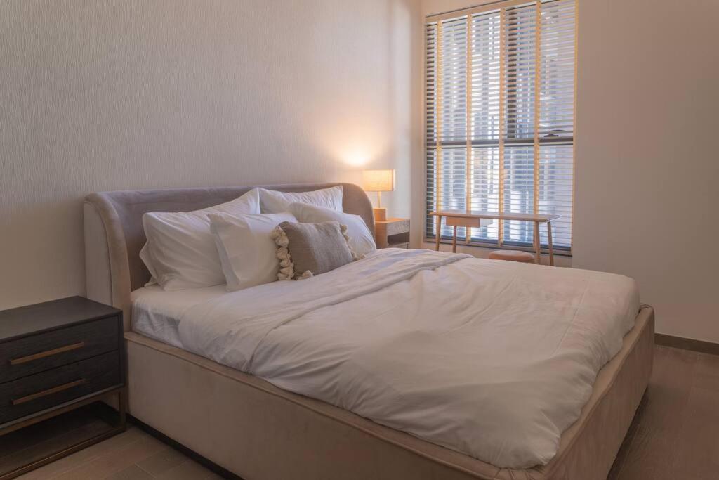 The Marq Luxury District 1 Hcmc 2masterbrs Apartment *