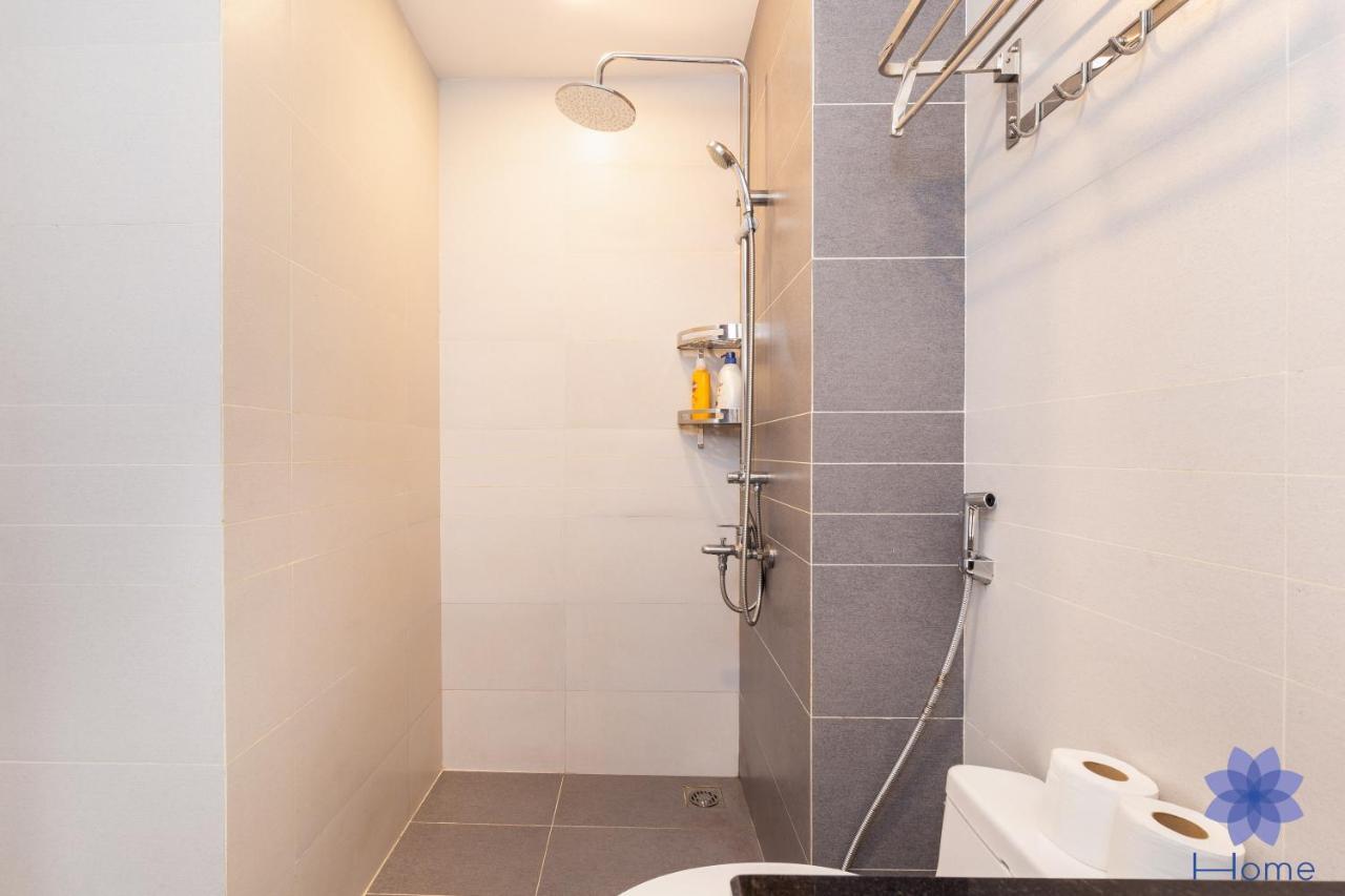 For Rent Near Airport. W/free Gym & Pool Apartment