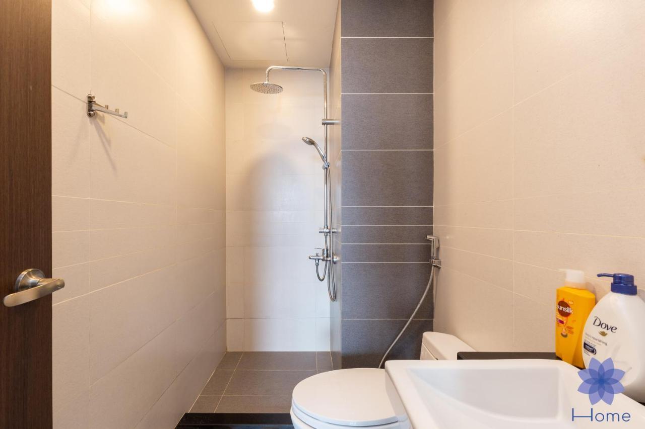 Apartment For Rent Near Airport. W/free Gym & Pool