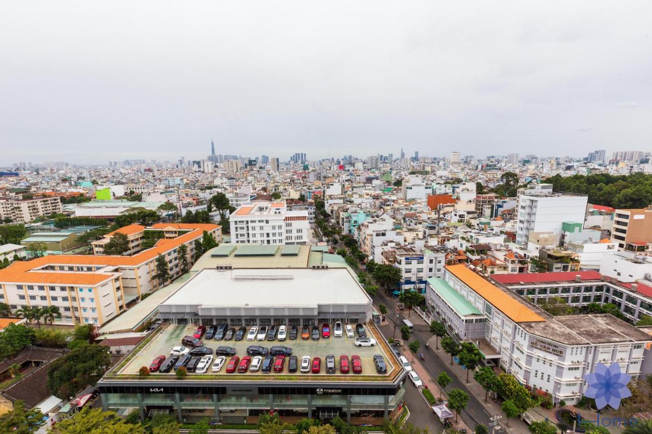For Rent Near Airport. W/free Gym & Pool Ho Chi Minh City