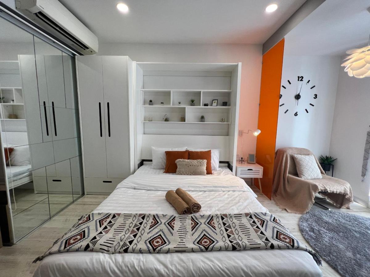 The Tresor Free Pool & Gym Apartment