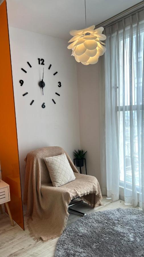 The Tresor Free Pool & Gym Apartment *