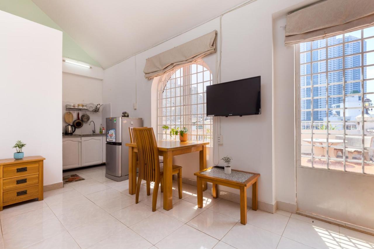 Halo Serviced Apartment *