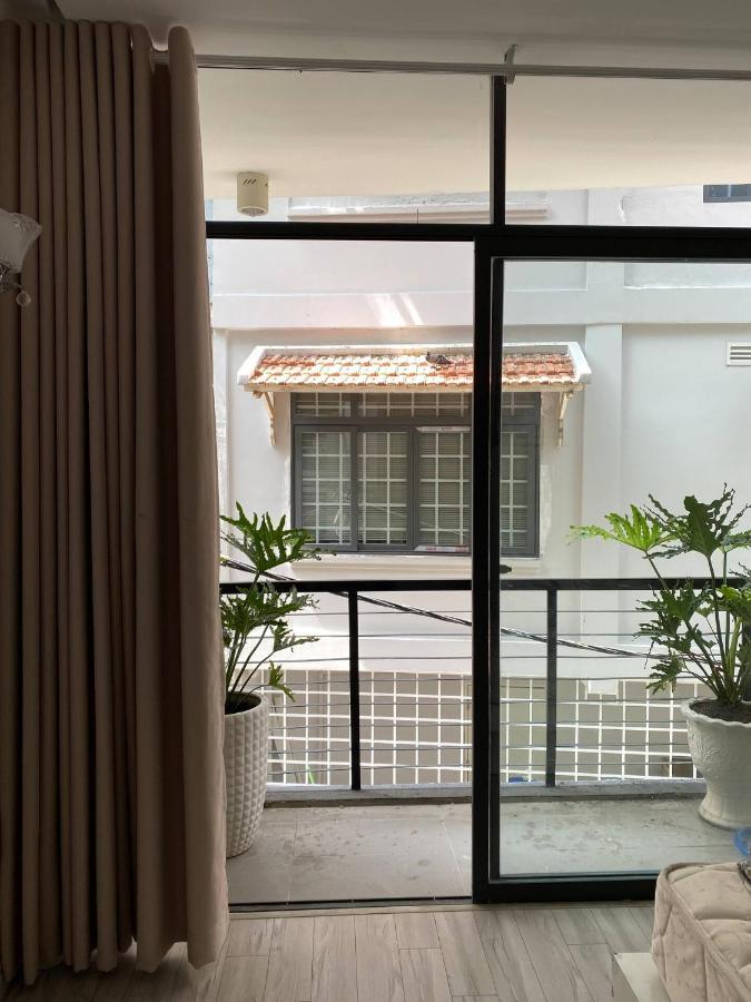 Beautiful X King Bed Guest house Ho Chi Minh City