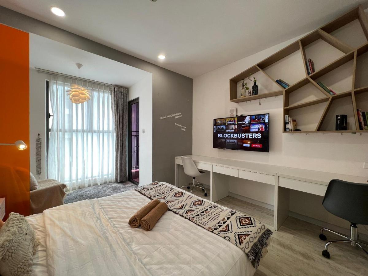 The Tresor Free Pool & Gym Apartment