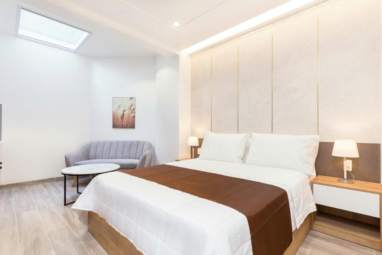 Saki Aparthotel
