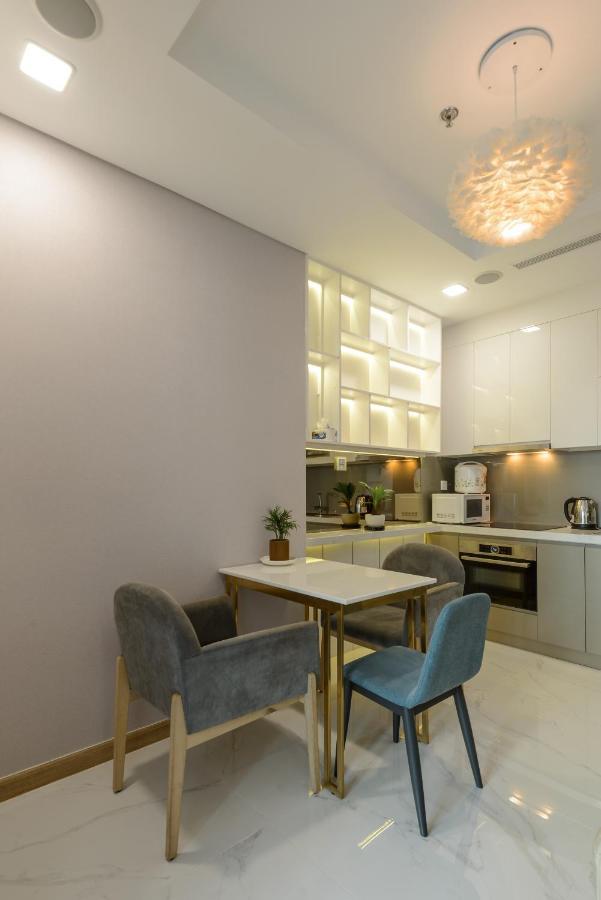 Panorama Suites Landmark 81 *