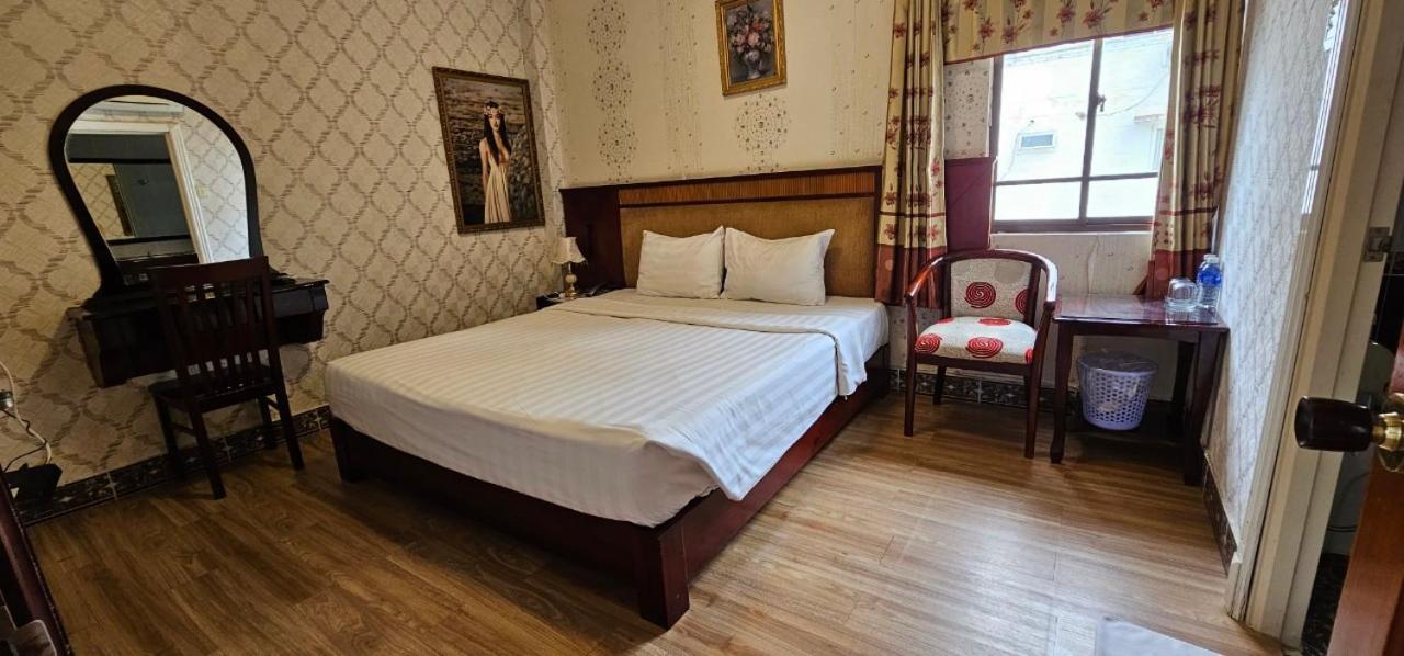 Cosmo Hotel 3*
