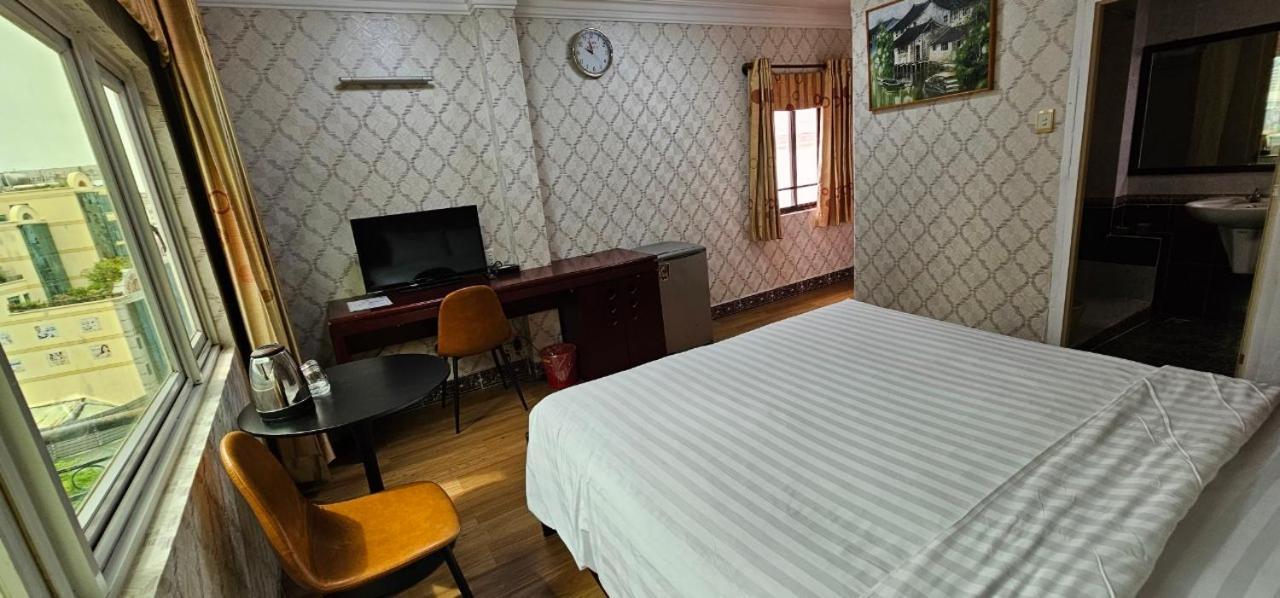 Hotel Cosmo Ho Chi Minh City