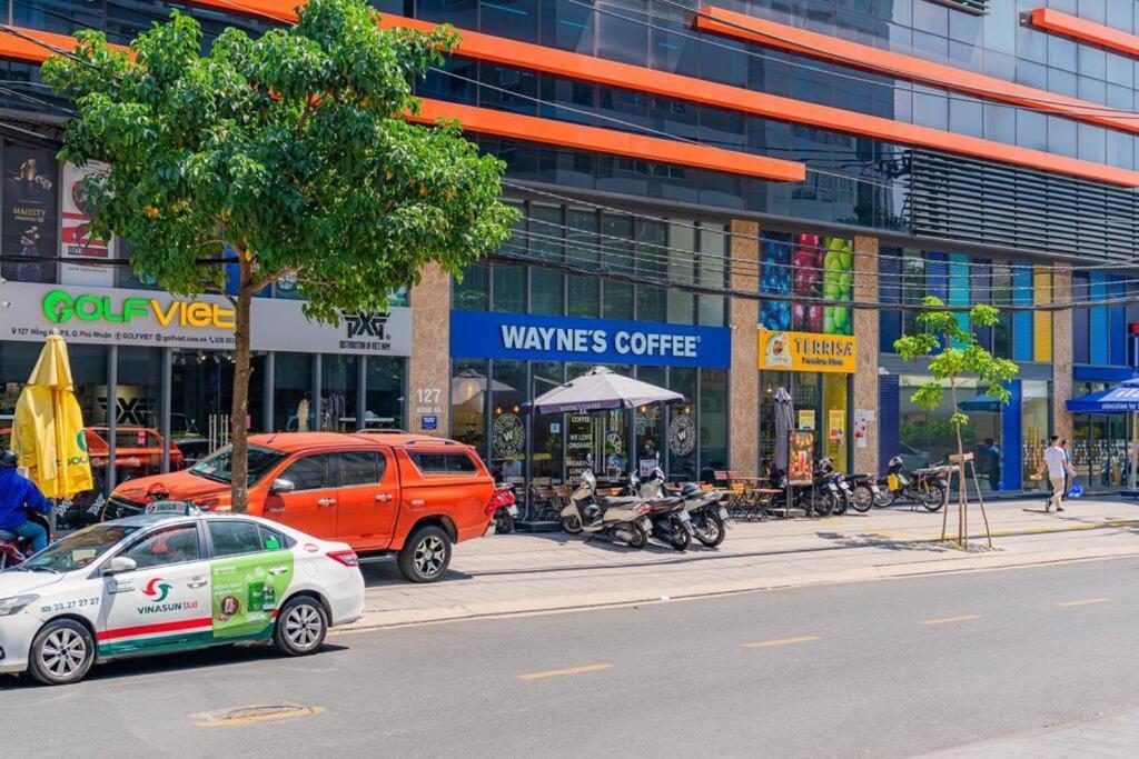 Botanica Premire -near Airport 5 Minutes -luxury * Ho Chi Minh City