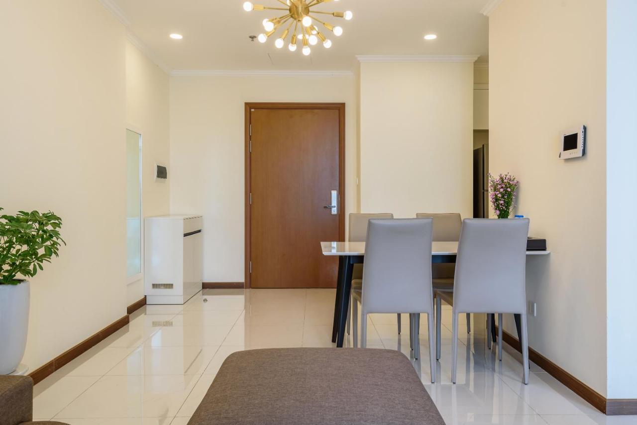 Luxe Living - Vinhomes Park *
