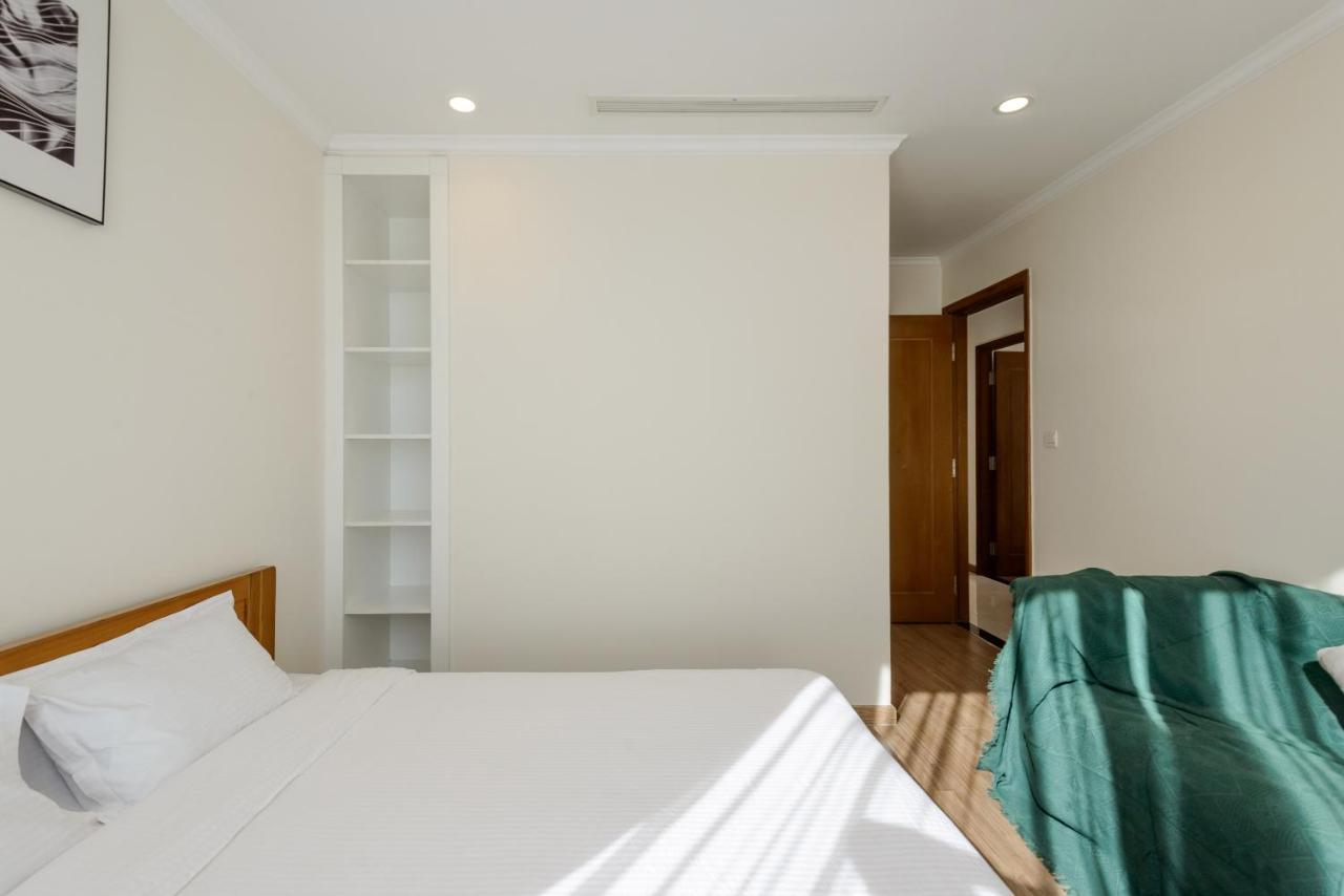 Apartment Luxe Living - Vinhomes Park *