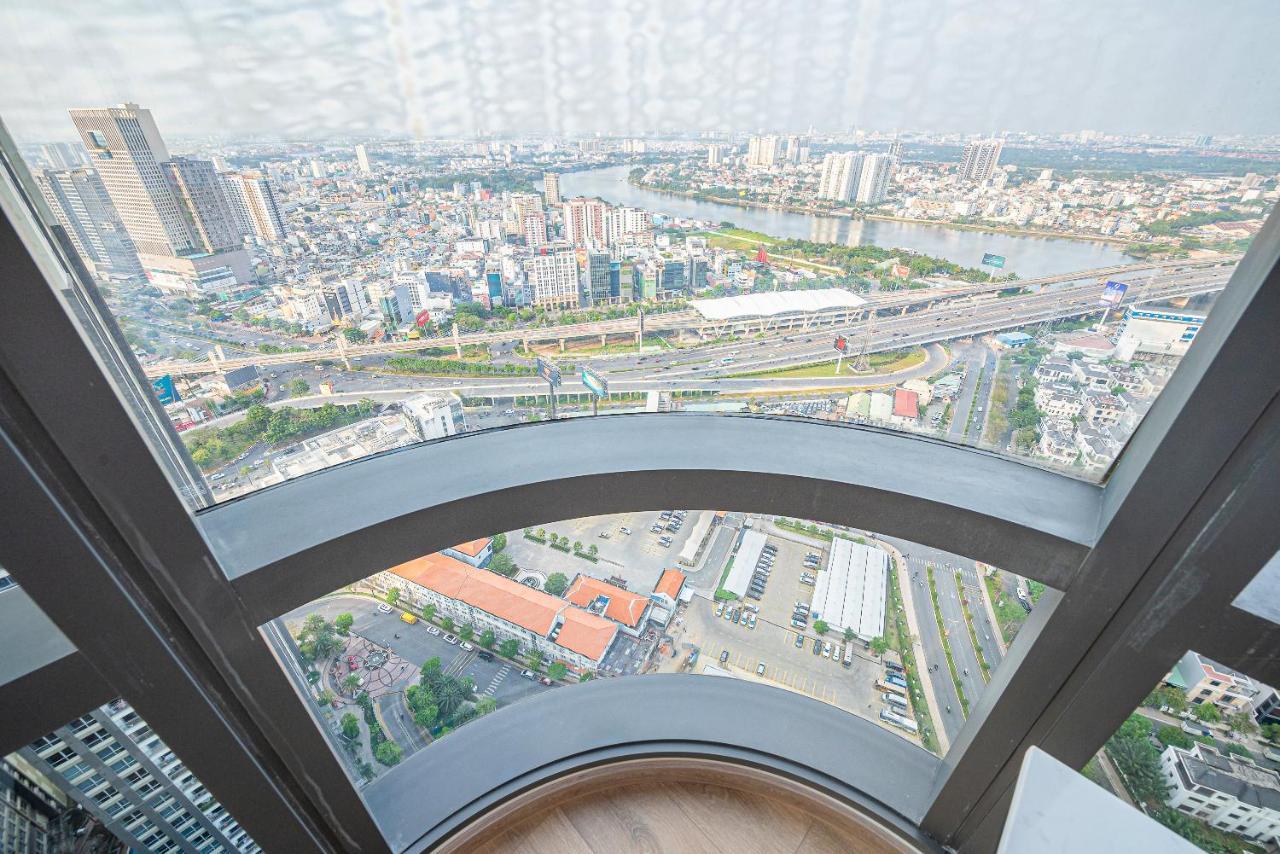 Luxe Living - Vinhomes Park Apartment Ho Chi Minh City