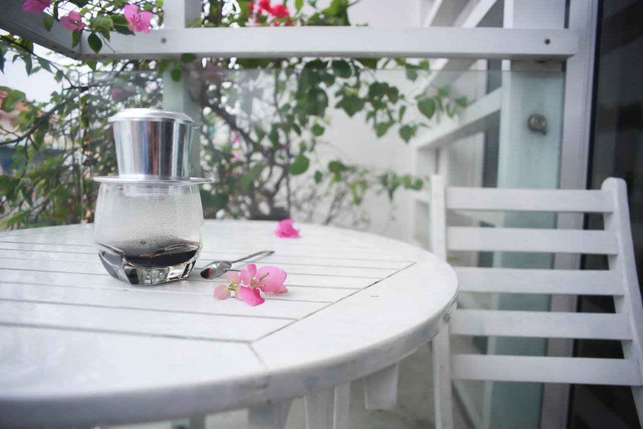 Saigon Peacehome With Balcony , Tan Dinh Ward, Dist 1 * Ho Chi Minh City