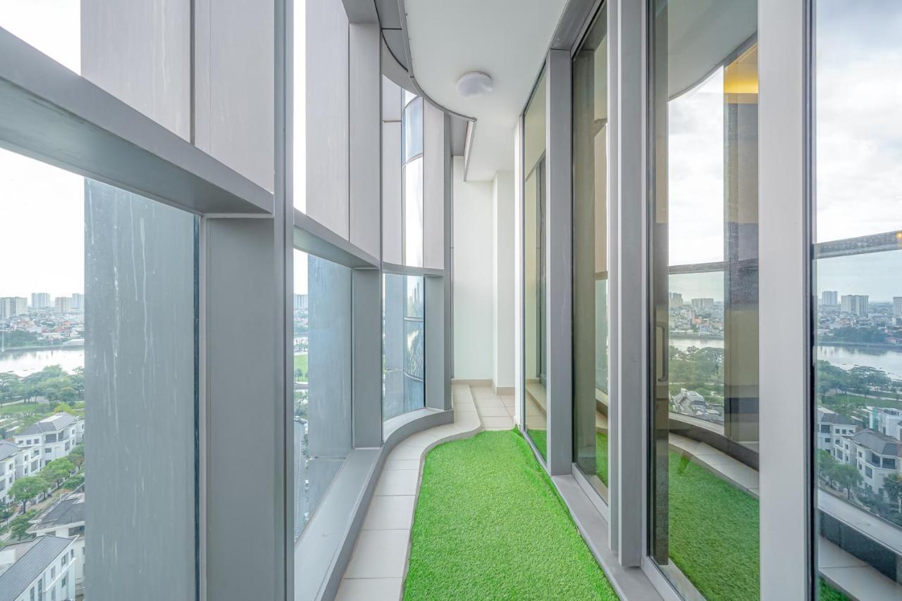 Skyline Tower Landmark 81 Apartment *