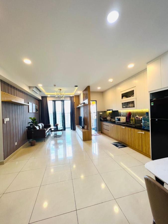 Apartment Emerald City