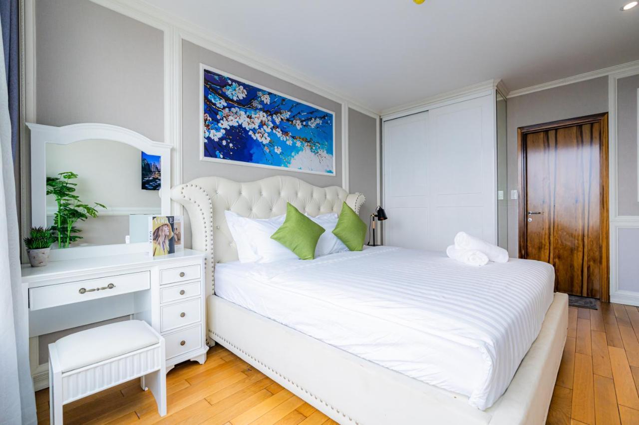 Leman Luxury