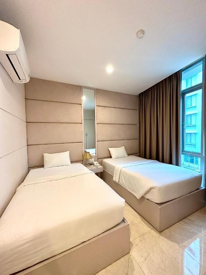 Sang Sai Gon * Ho Chi Minh City