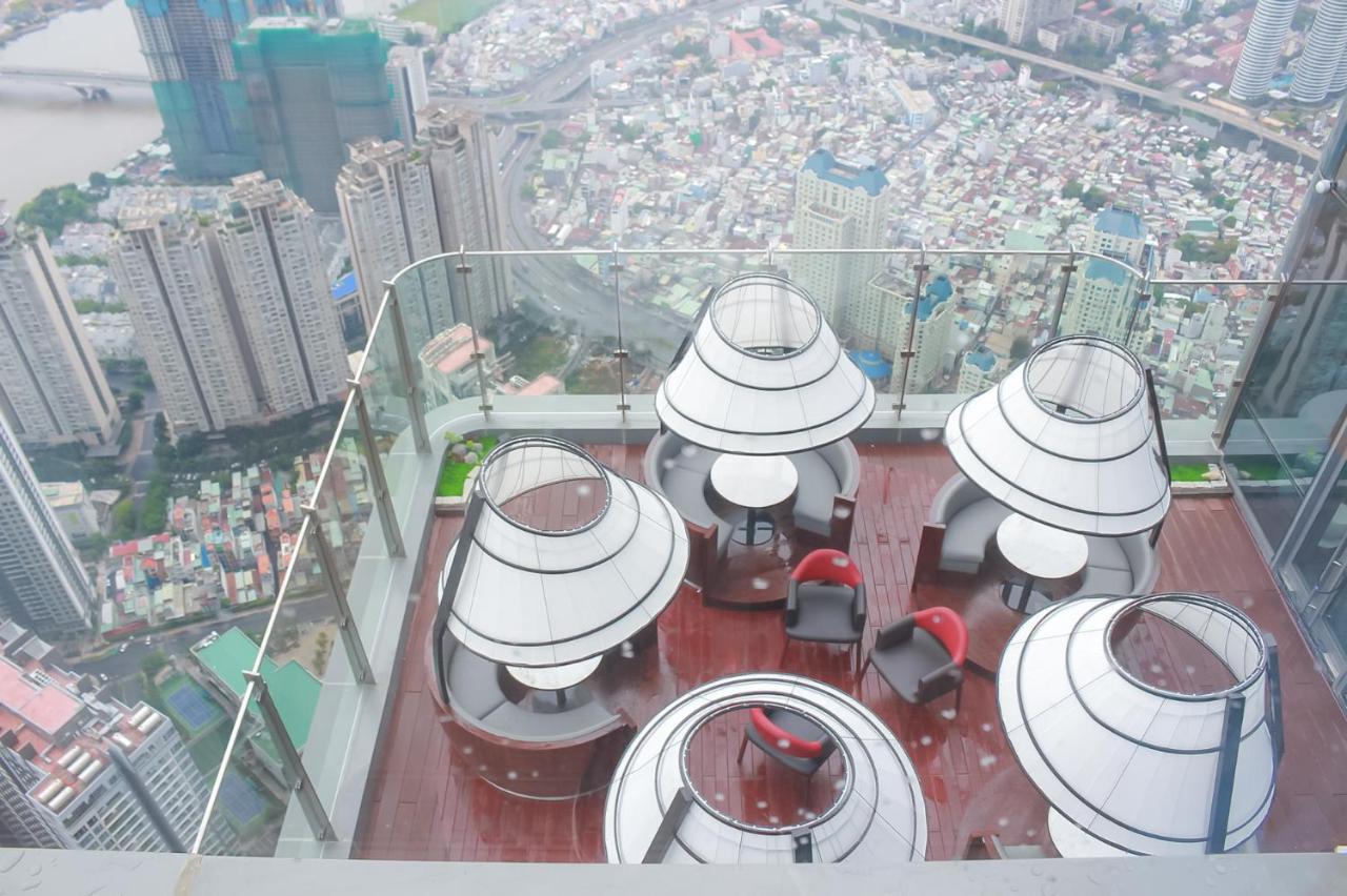 Skyline Tower Landmark 81 Apartment *