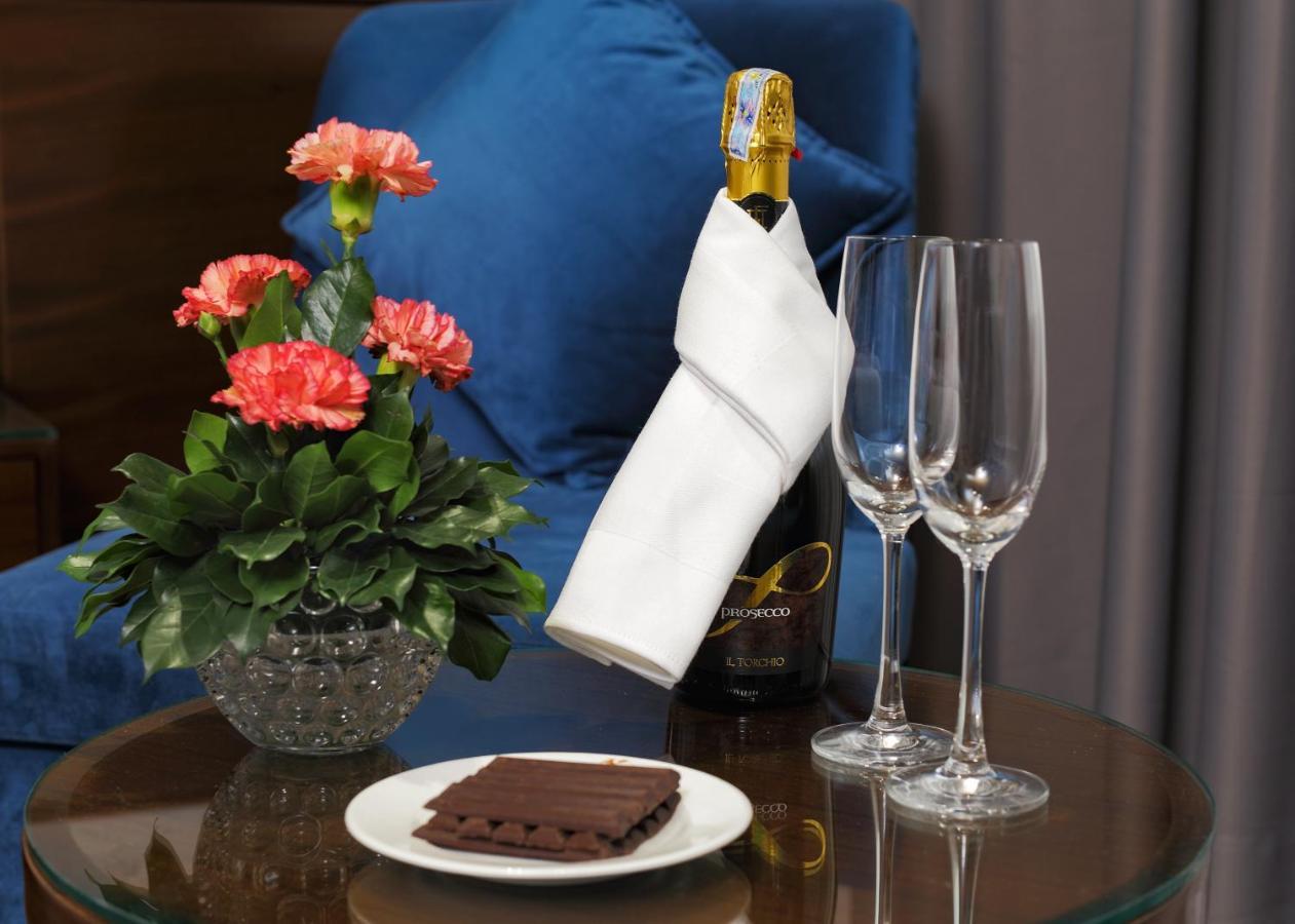 Central Hotel 4*